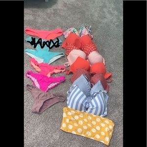 Bikini bundle (lot)